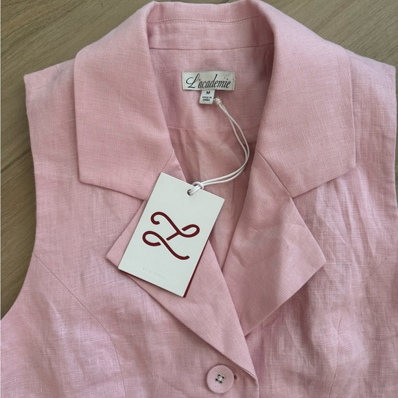 L'Academie by Marianna Carinne Short & Vest set in Blush Pink - Picture 4 of 6